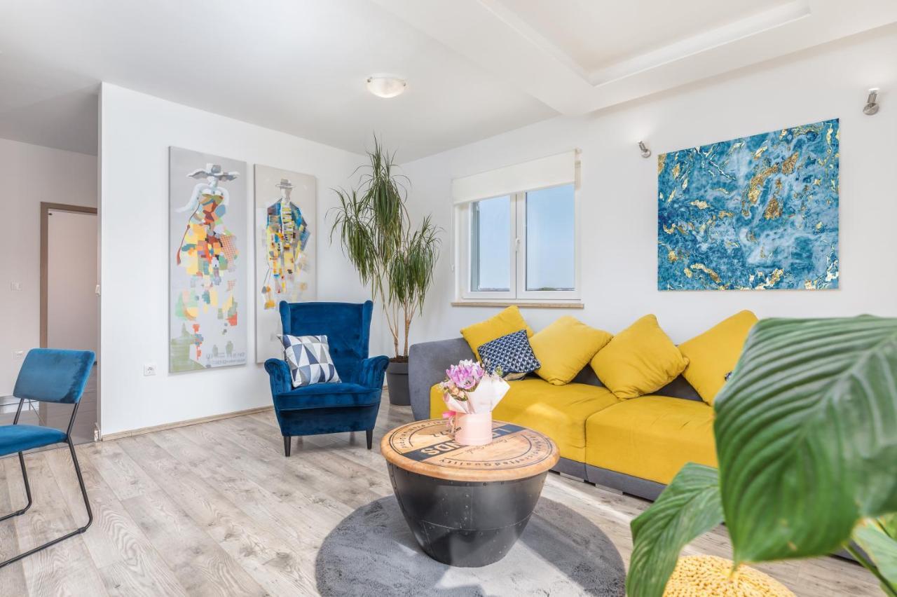 Apartman Nina Fažana Buitenkant foto