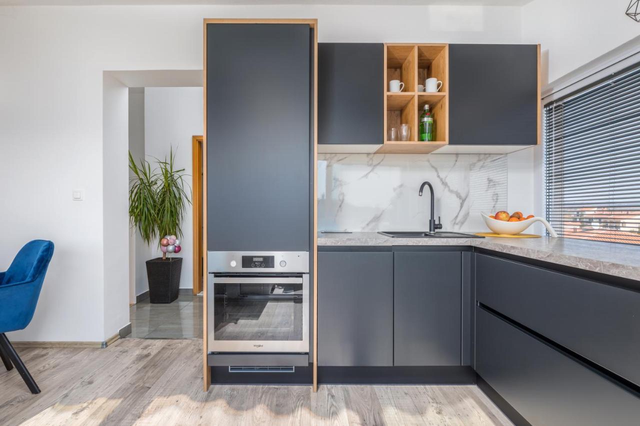 Apartman Nina Fažana Buitenkant foto