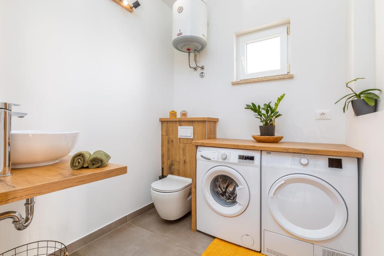 Apartman Nina Fažana Buitenkant foto