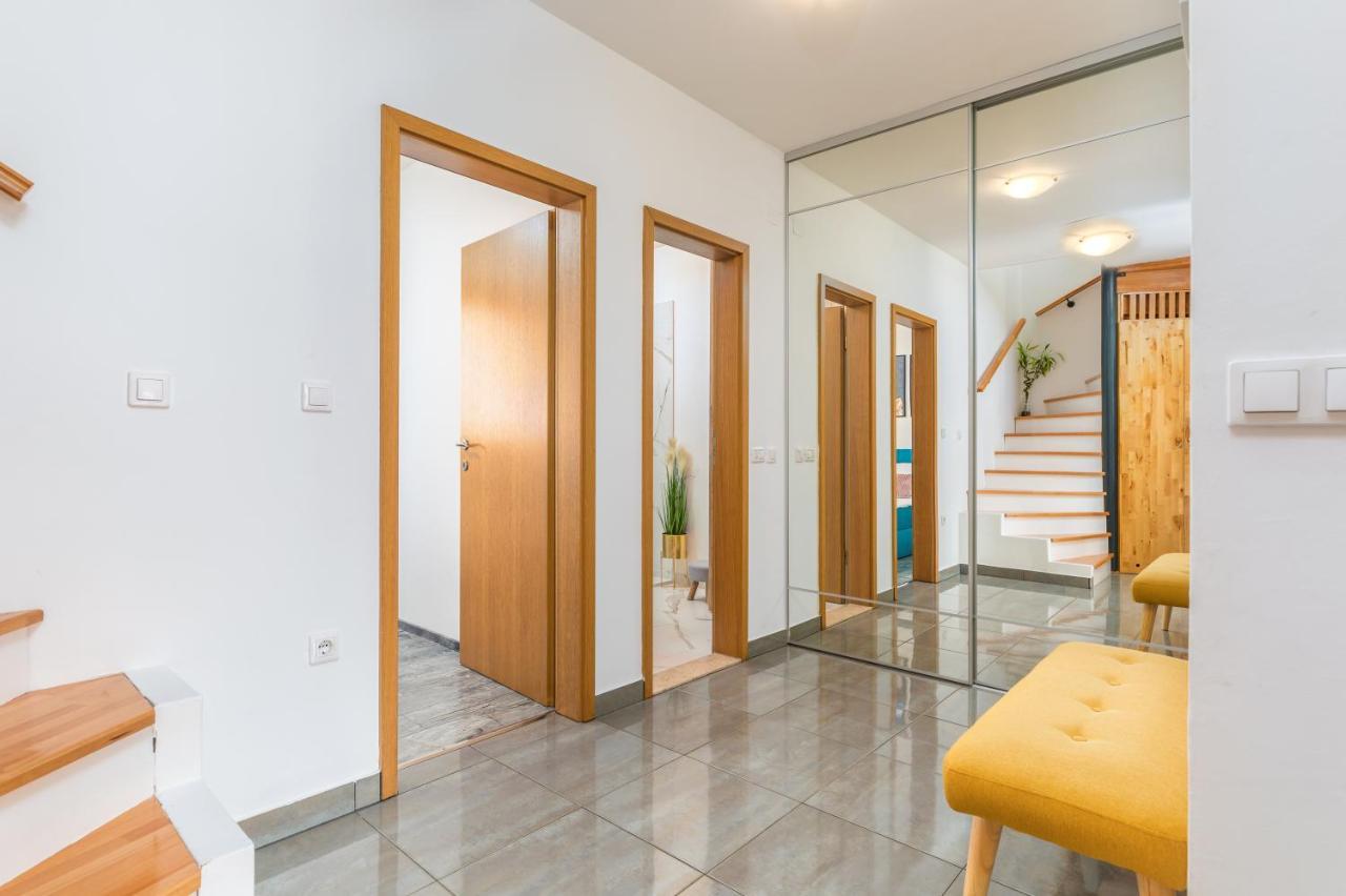 Apartman Nina Fažana Buitenkant foto