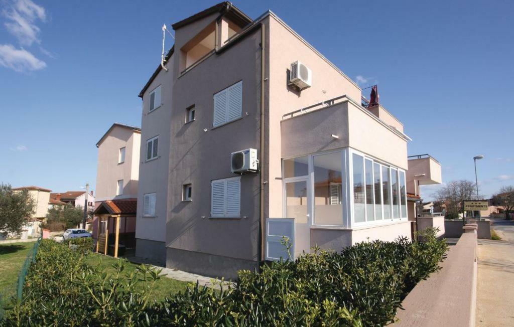 Apartman Nina Fažana Buitenkant foto